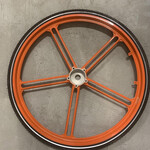 Ca. 714x Combinatie voorwiel + spatbord, Oranje + zwart